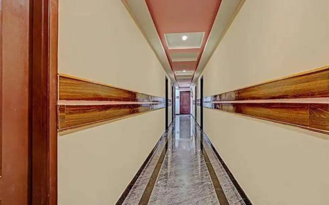 Fabexpress Sakthi Inn