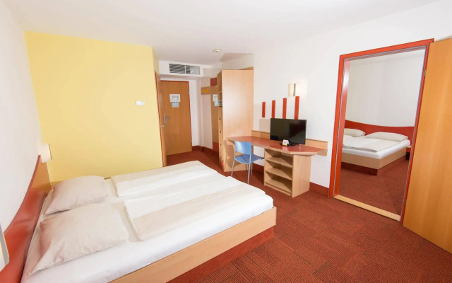 H2O Hotel-Therme-Resort