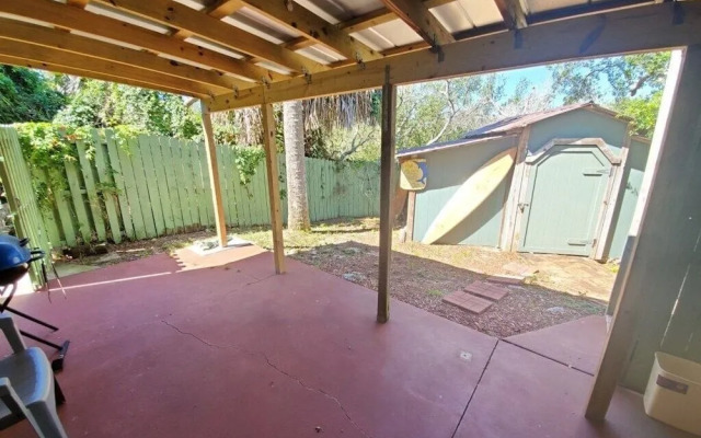 Three Bedroom, 2 Bath With Amazing Views From Balcony - Hidden Treasure