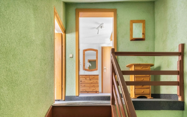 Stylish Apartment With Terrace in Sonneberg