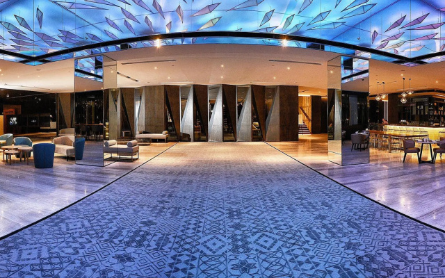 Le Meridien Kota Kinabalu - photo 2