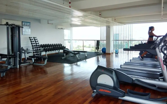 D'Majestic Suite by GuestReady