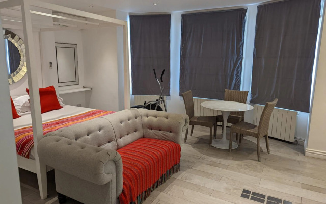 Twenty Nevern Square Hotel
