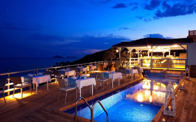 Asfiya Seaview Hotel