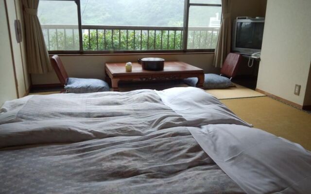 Yugawara Onsen Apolosou