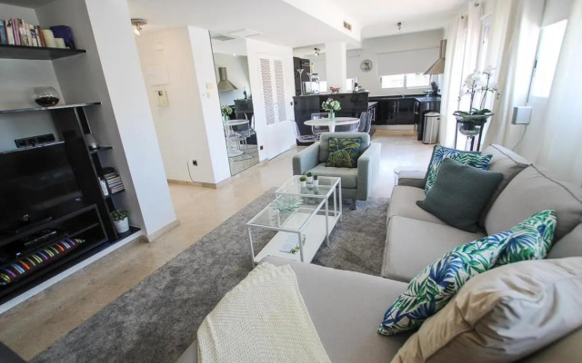Penthouse La Paz 9 - Castle view