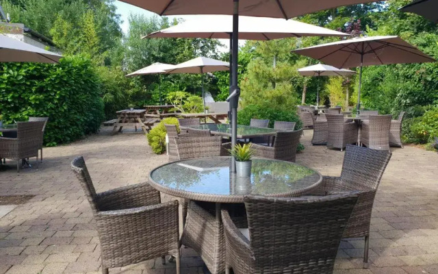 Fairburn Hotel