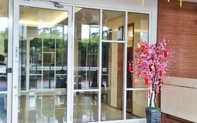 Studio Springlake Apartemen Bekasi By Johan