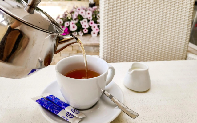 Senator Hotel Apartments - Adults Only