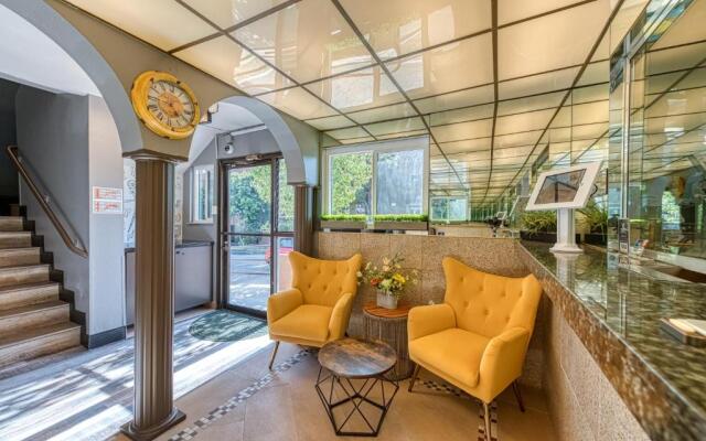 La Mirage Inn - Hollywood