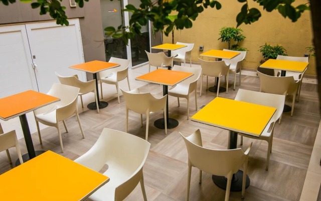 Roberta Rosa de Fontana Suites