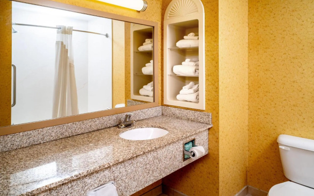 Holiday Inn Express Hotel & Suites Hazard by IHG