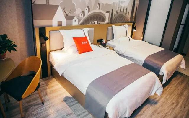 Thank Inn Chongqing Pengshui Hebao Street