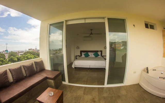 ME Hotel in Montañita Estates