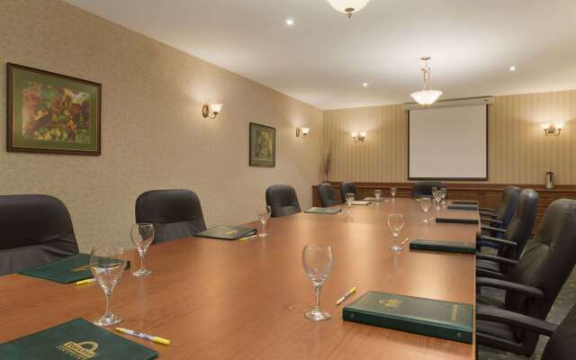 Days Inn & Conference Centre by Wyndham Penticton