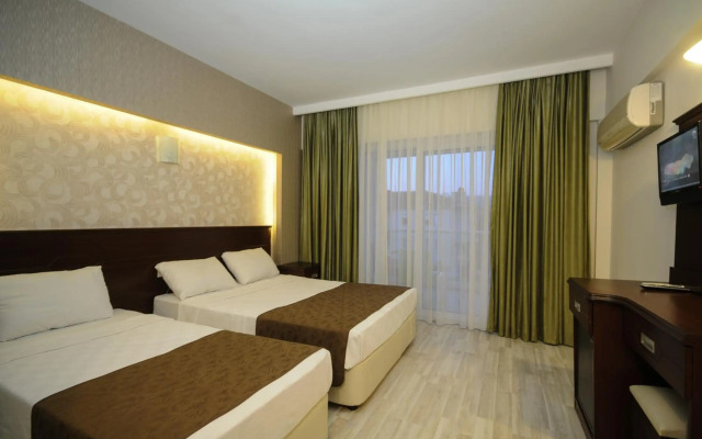 Palmea Hotel