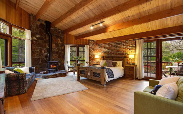 Rocky Creek Art Garden B&B