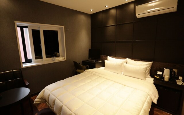 Hotel CoCo