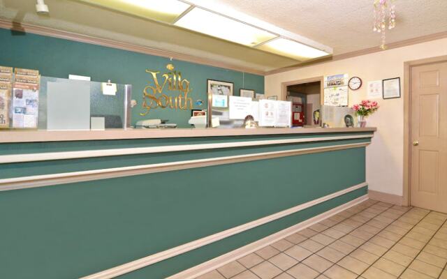 Motel 6 Sandersville, GA