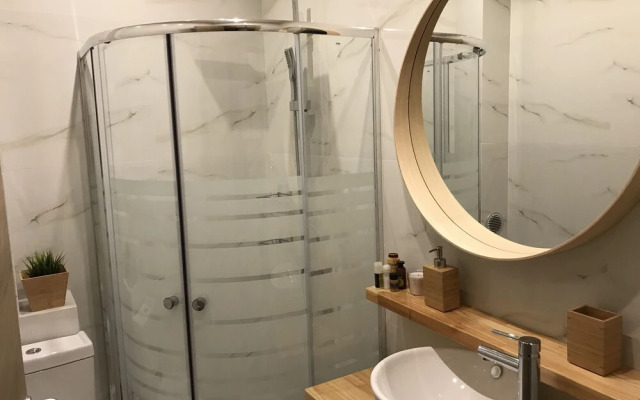 Flight Apartment Airport