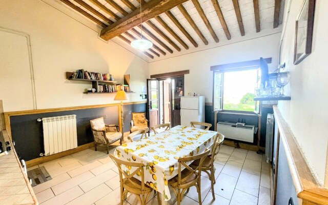 Apt 6 - Magical Grounds With Pool Jacuzzi Sleeps 4