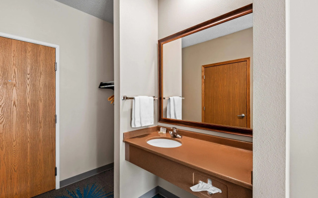 Days Inn by Wyndham Carroll