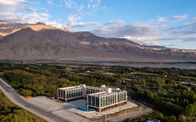 Wanda Moments, Taxkorgan Pamir