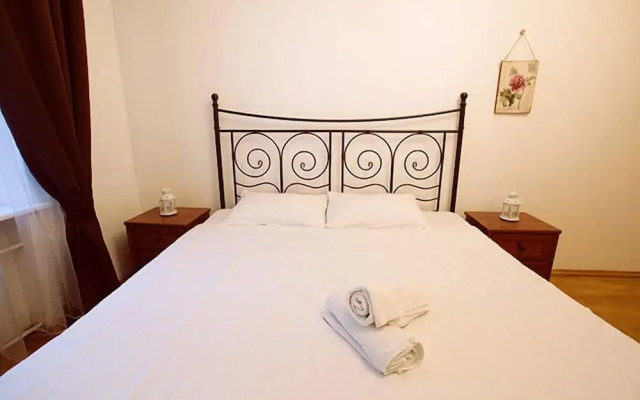 Апартаменты «Apartlux на Мерзляковском переулке»