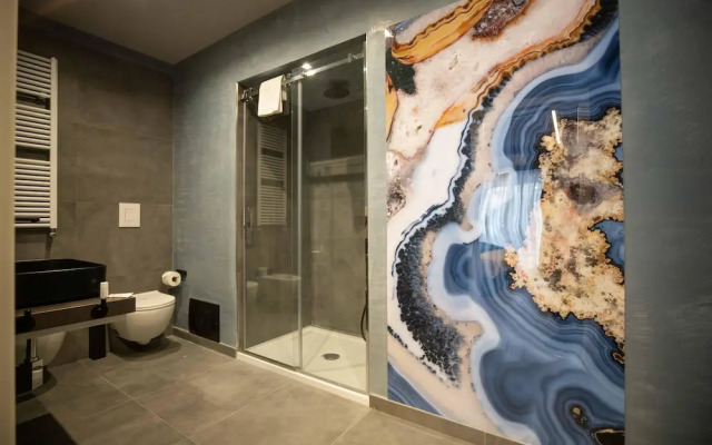 Blu Diamond in Naples