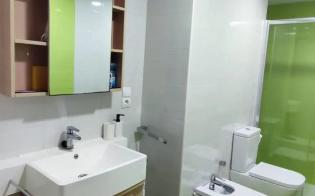 Habitación con cama doble, piso compartido en Avenida Blasco Ibáñez