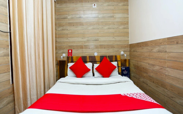 OYO 26156 Comfort Inn