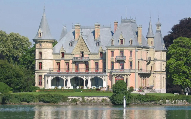 Schloss Schadau - Swiss Historic Hotel