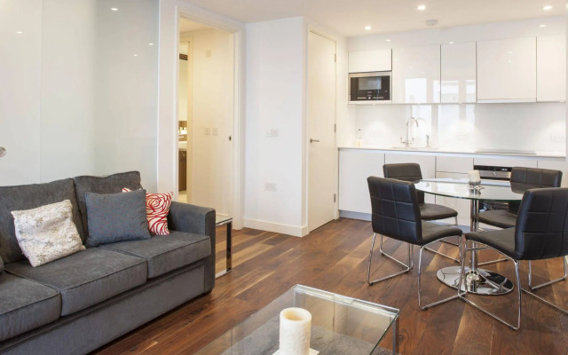Oxford Street Apartments