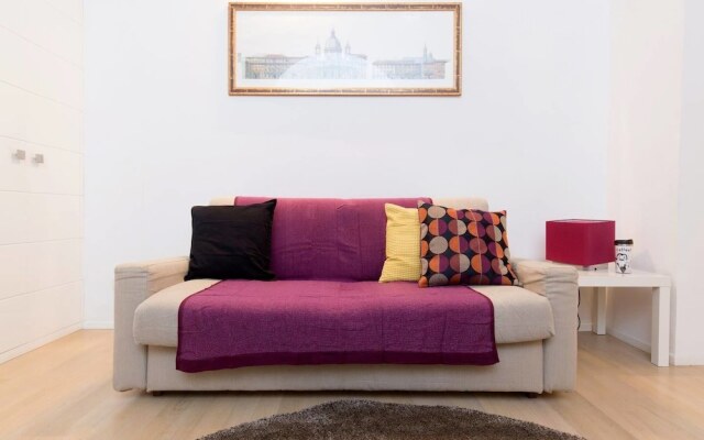 Holidays Teatro Pace