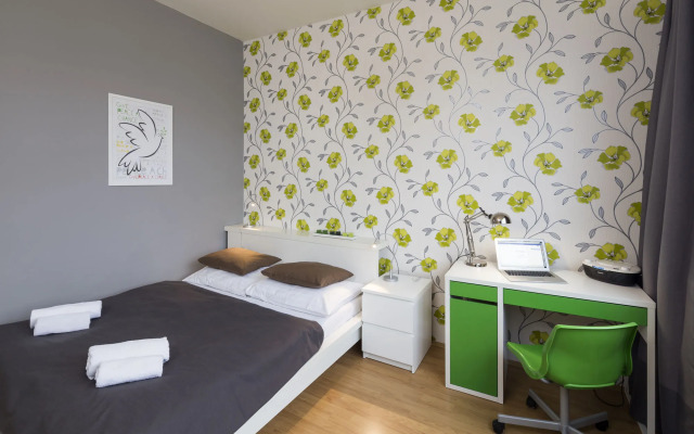 New Town - Apple Apartments