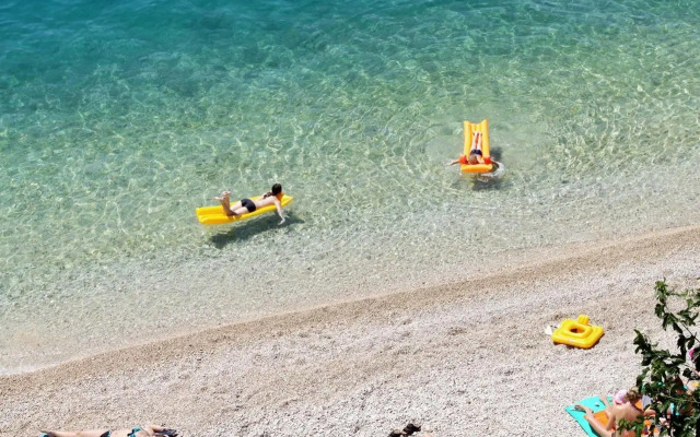Apartments by the sea Podgora, Makarska - 2593
