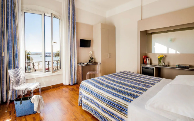 Hotel Riviera