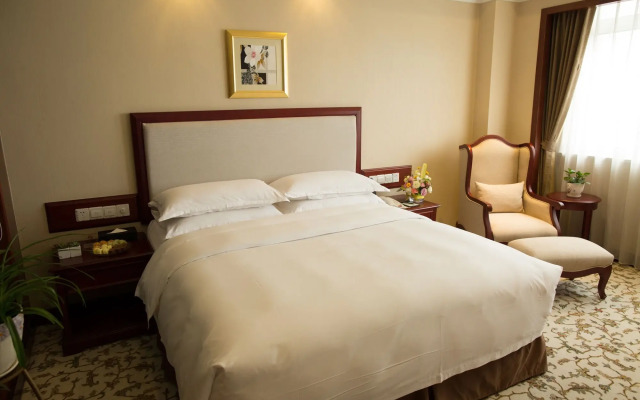 Enrichee Gloria Plaza Hotel Qingdao