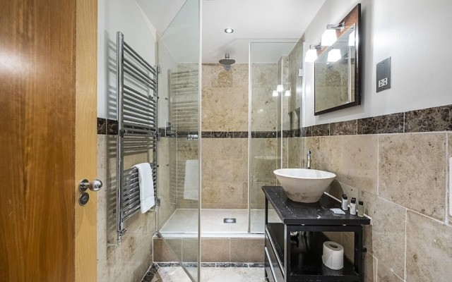 Lancaster Apartments