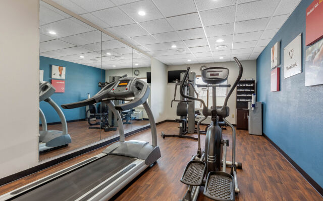 Quality Inn & Suites near Lake Eufaula