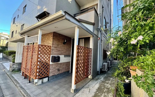 Kobayashi Building