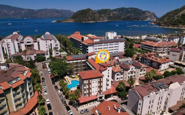 Astoria Life Hotel