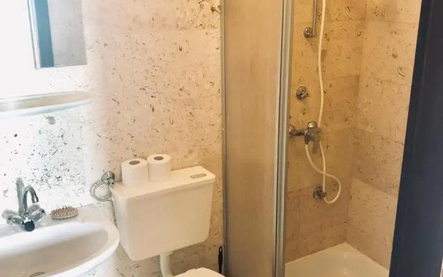 Guest House Romansa