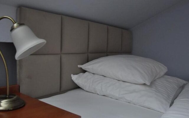 Villa Del Arte Bed & Breakfast