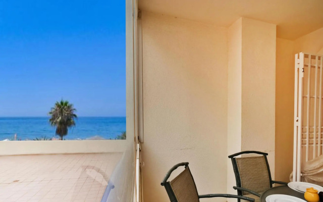 Banana Beach Marbella 4 pax 369