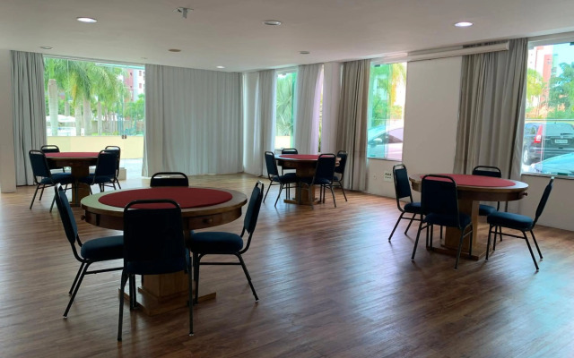 Boulevard MENORES SOMENTE ACOMPANHADOS DOS PAIS