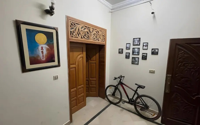 Midway Guest House and Hotel