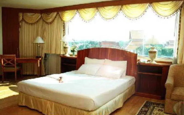 River View Place Hotel