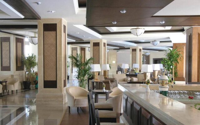 Meder Resort Hotel