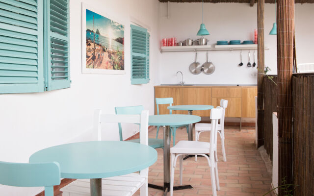 Guest House Ibiza - Hostel